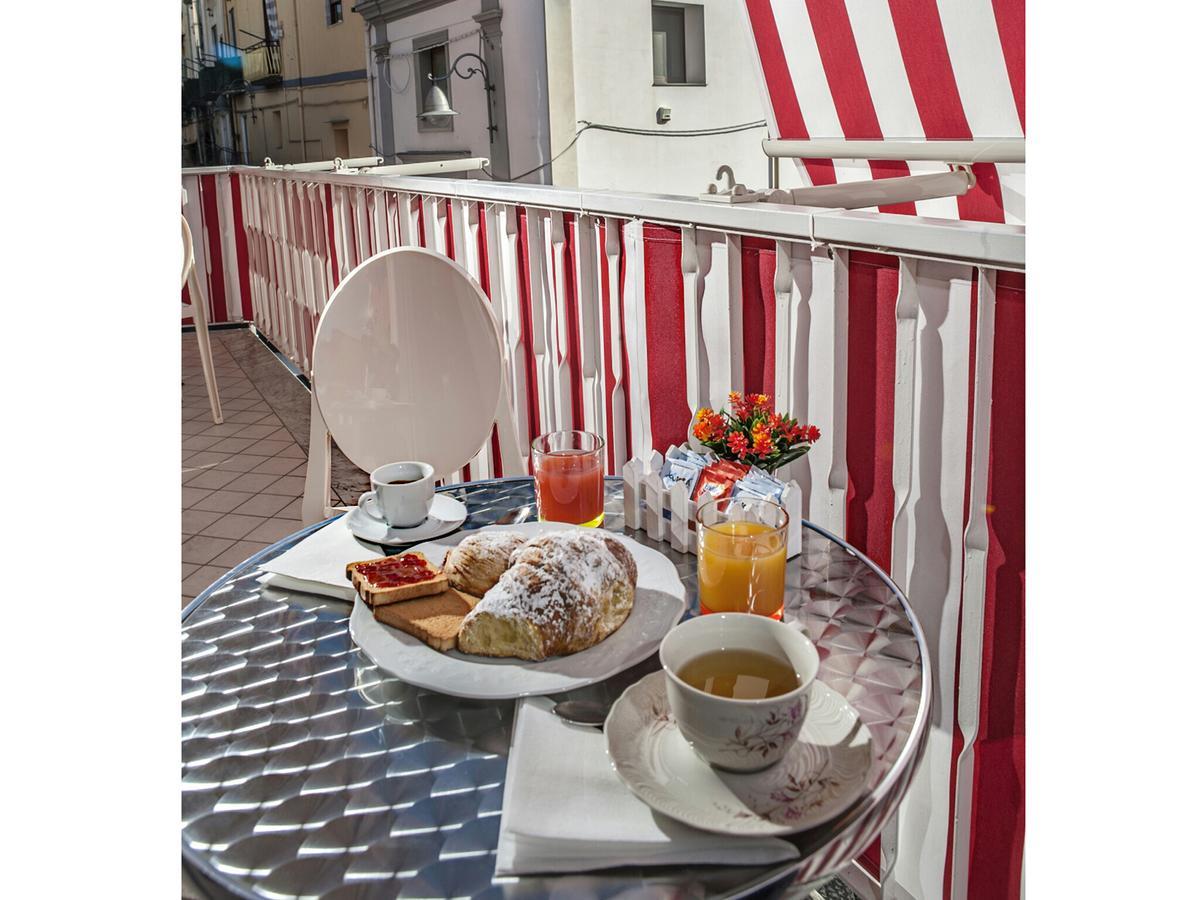 Enjoy Vida Bed & Breakfast Casola di Napoli Exterior foto